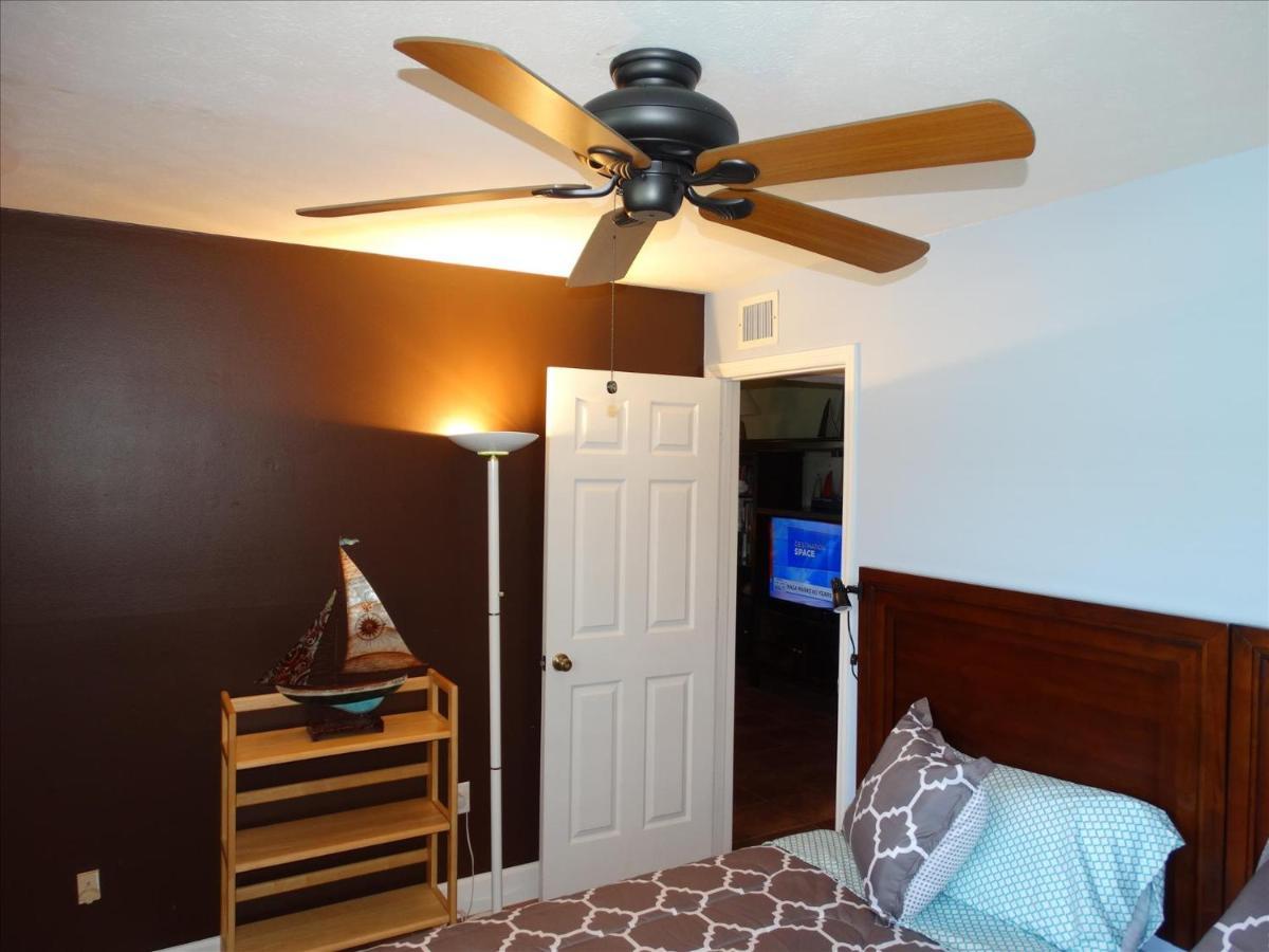 Quiet Vista Del Mar 2 Bedroom Condo Beachfront Property Cocoa Beach Zewnętrze zdjęcie