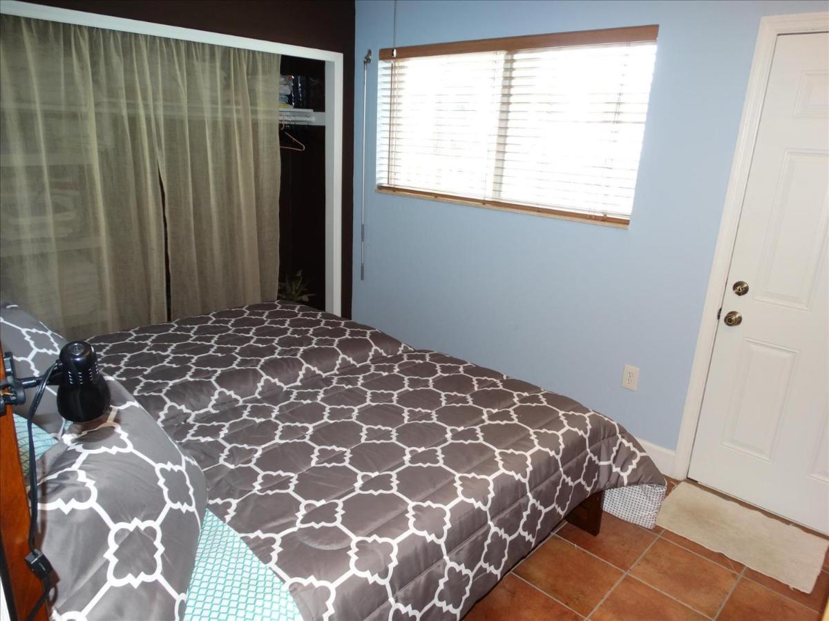 Quiet Vista Del Mar 2 Bedroom Condo Beachfront Property Cocoa Beach Zewnętrze zdjęcie